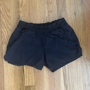 Ivivva black shorts